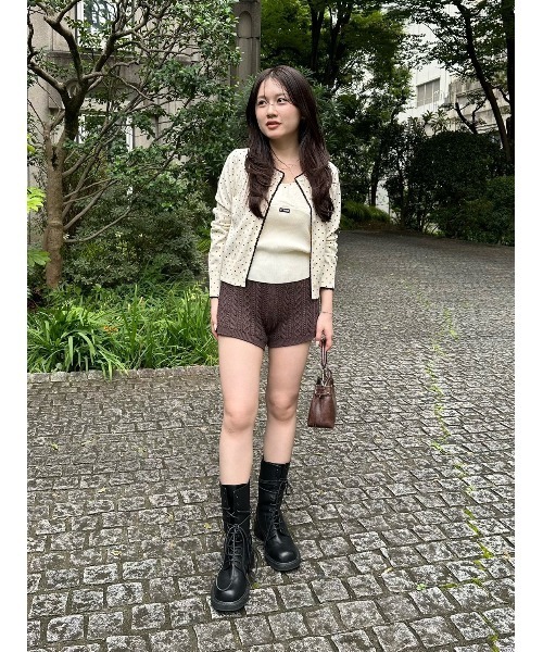 LILY BROWN（リリーブラウン）の「ケーブルニットショートパンツ（その他パンツ・レディース・ブラウン/ホワイト/グレー・F）」の5枚目の写真
