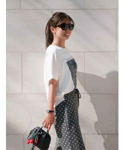 BeBeoD(べベッド)の「ビーズデザインアートロゴTシャツ(Tシャツ/カットソー・レディース・ブラック/ホワイト・フリー)」の3枚目の写真