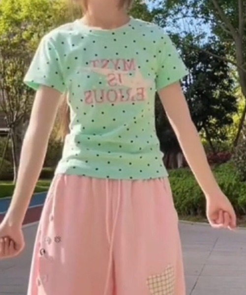 Vipoa(ヴィポア)の「スターロゴドットTシャツ(Tシャツ/カットソー・レディース・グリーン/ホワイト・FREE)」の9枚目の写真