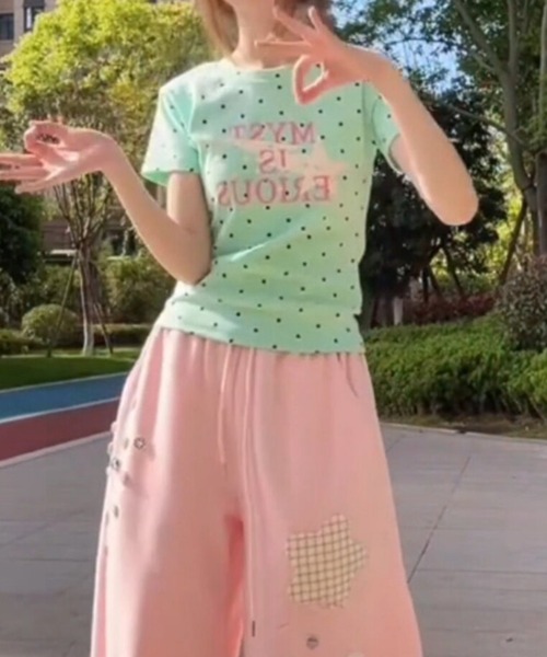 Vipoa(ヴィポア)の「スターロゴドットTシャツ(Tシャツ/カットソー・レディース・グリーン/ホワイト・FREE)」の12枚目の写真