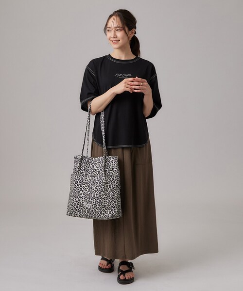 SHOO・LA・RUE(シューラルー)の「アソートプリントトートバッグ(トートバッグ・レディース・ブルー系/ブラウン系4/ベージュ系3/ベージュ系・00)」の13枚目の写真