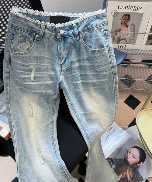 FREE STYLISTS(フリー スタイリスト)の「レースフリルあしらい ストレート 脚長効果 デニムパンツ(デニムパンツ・レディース・ブルー・S/M)」の4枚目の写真