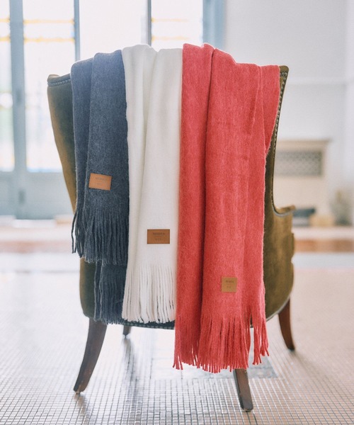 MARY QUANT（マリークワント）の「【MARY QUANT×VIS】ミンクタッチもちもちストール（ストール/ショール・レディース・レッド/キナリ/チャコールグレー・FREE）」の12枚目の写真