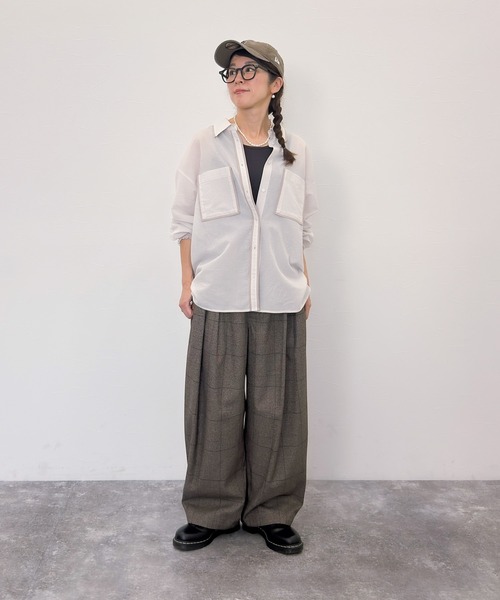 niko and...（ニコアンド）の「[MODE NORM CORE] ポコポコパイピングシャツ（シャツ/ブラウス・レディース・スモーク/アイボリー/サックスブルー・LARGE/MEDIUM）」の5枚目の写真
