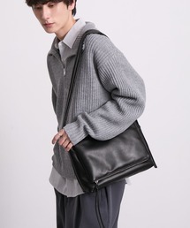 EMMA CLOTHES（エマクローズ）の「パデッドフラップショルダーバッグ（ショルダーバッグ）」