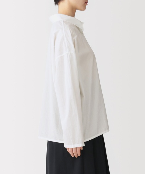 無印良品(ムジルシリョウヒン)の「婦人 まっすぐ仕立てた 長袖シャツ(シャツ/ブラウス・レディース・ホワイト/ブラック/ベージュ・S-M/L-XL)」の5枚目の写真