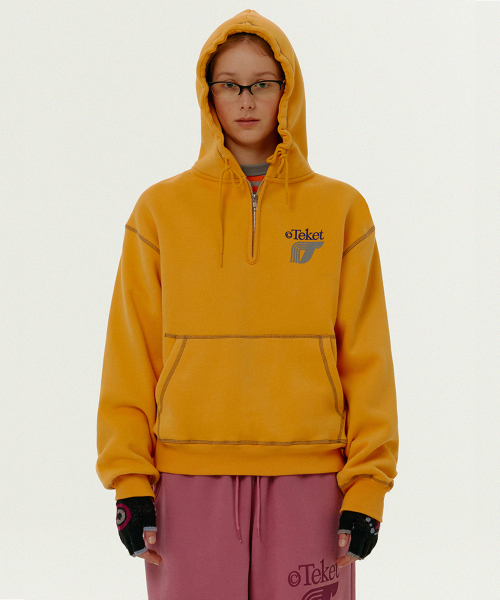 TEKET（テケット）の「Incur Half Zip Hoodie Yellow（パーカー・メンズ・その他・LARGE/SMALL/MEDIUM）」の2枚目の写真