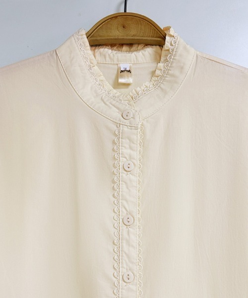 ONEP STAR(ワンピスター)の「レース切替スタンドカラー長袖シャツ(シャツ/ブラウス・レディース・ベージュ・MEDIUM/X-LARGE/LARGE)」の10枚目の写真