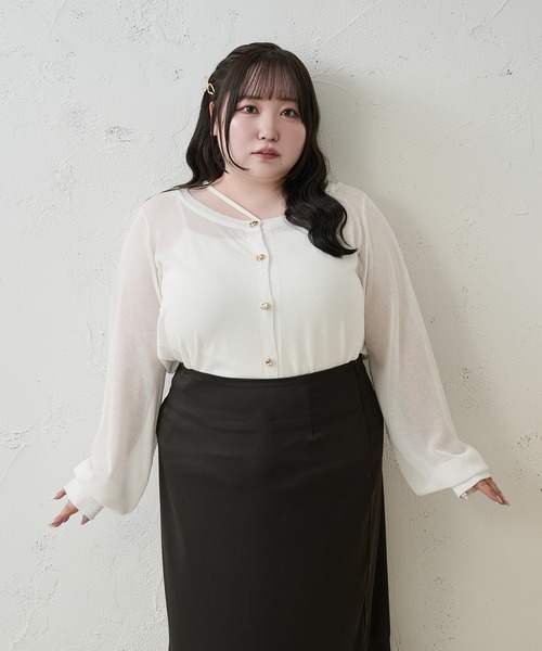 Louiosy（ルオシー）の「【Louiosy】【大きいサイズ】ニュアンスゴールドボタンシアーカーデ（カーディガン/ボレロ・レディース・オフホワイト/ピンク/ボルドー・3L/4L/X-LARGE）」の13枚目の写真