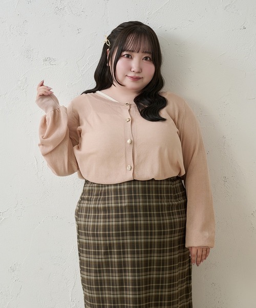 Louiosy（ルオシー）の「【Louiosy】【大きいサイズ】ニュアンスゴールドボタンシアーカーデ（カーディガン/ボレロ・レディース・オフホワイト/ピンク/ボルドー・3L/4L/X-LARGE）」の17枚目の写真