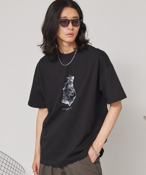 SEN TOKYO(セントーキョー)の「ラバープリントグラフィックTee(Tシャツ/カットソー・レディース・ブラック/ホワイト・MEDIUM)」の1枚目の写真