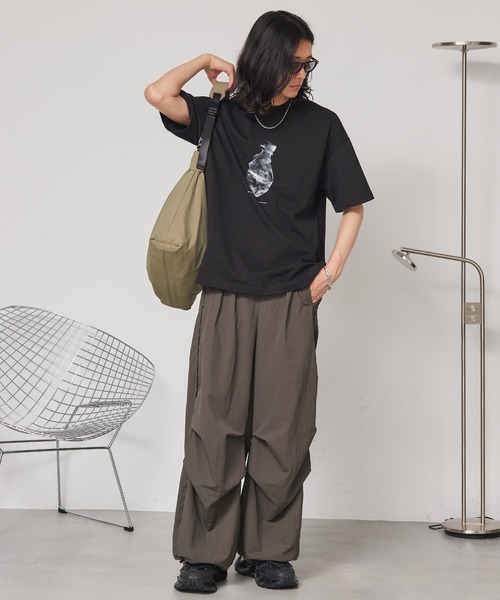 SEN TOKYO(セントーキョー)の「ラバープリントグラフィックTee(Tシャツ/カットソー・レディース・ブラック/ホワイト・MEDIUM)」の16枚目の写真