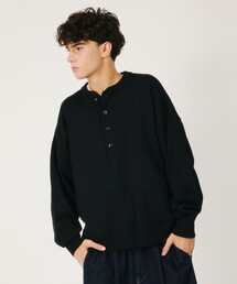 限定展開 ディープ ヘンリーネック ニット