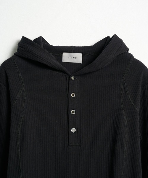 CONZ(コンズ)の「hooded rib long sleeve tee(パーカー・メンズ・ブラック/ライトグレー・2/1/3)」の4枚目の写真