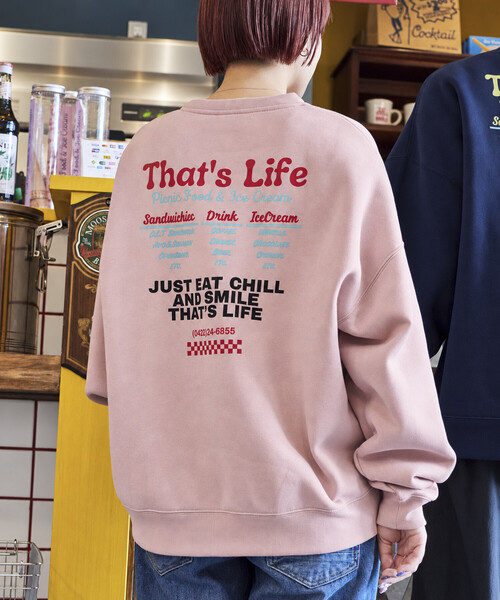 FREAK'S STORE(フリークスストア)の「限定展開 Thats Life SWT クルーネック スウェット(スウェット・メンズ・ブラック/ネイビー/グレー/ピンク・LARGE/SMALL/MEDIUM)」の4枚目の写真