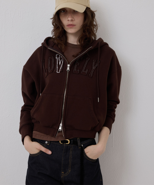 NOHANT（ノアン）の「LONELY/LOVELY クロップフーディ ジップアップ ブラウン（パーカー・レディース・ブラウン・SMALL/MEDIUM）」の5枚目の写真