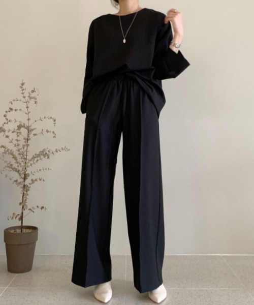 Aelina(エリナ)の「クルーネック長袖Tシャツ&ウエストゴムパンツセットアップ(セットアップ・レディース・ベージュ/ブラック・FREE)」の22枚目の写真