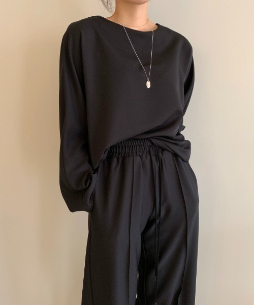 Aelina(エリナ)の「クルーネック長袖Tシャツ&ウエストゴムパンツセットアップ(セットアップ・レディース・ベージュ/ブラック・FREE)」の13枚目の写真