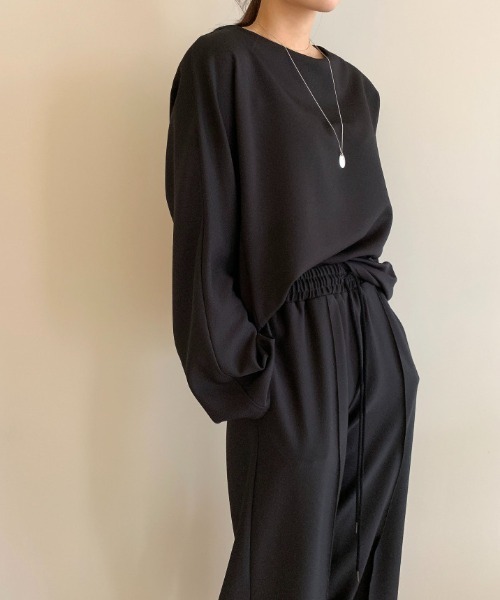 Aelina(エリナ)の「クルーネック長袖Tシャツ&ウエストゴムパンツセットアップ(セットアップ・レディース・ベージュ/ブラック・FREE)」の14枚目の写真