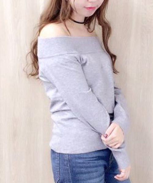 archives（アルシーヴ）の「オフショルプルオーバー（ニット/セーター・レディース・ブラック/カーキ/ワイン/オフホワイト/グレー/ピンク・MEDIUM）」の4枚目の写真