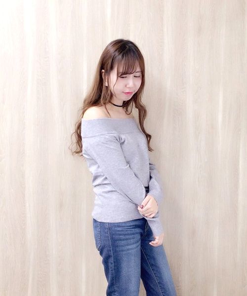 archives（アルシーヴ）の「オフショルプルオーバー（ニット/セーター・レディース・ブラック/カーキ/ワイン/オフホワイト/グレー/ピンク・MEDIUM）」の14枚目の写真