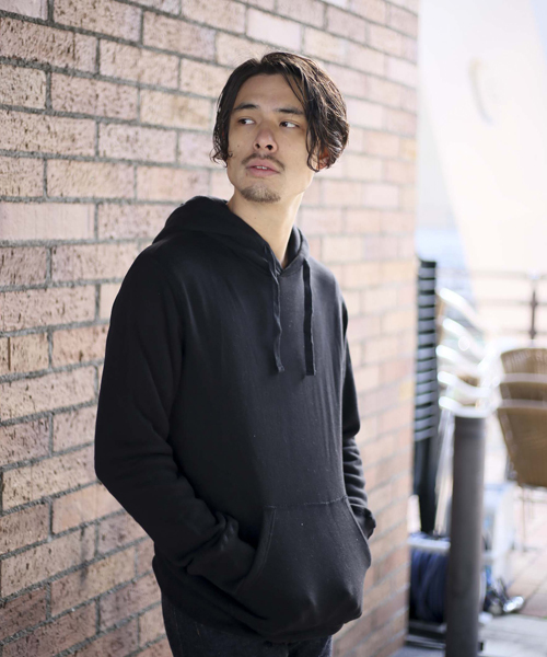 Denime(ドゥニーム)の「ソフト裏毛無地プルオーバーパーカー(パーカー・メンズ・ホワイト/ブラック/ワイン/グレー・SMALL/MEDIUM/X-LARGE/X-SMALL/LARGE)」の3枚目の写真