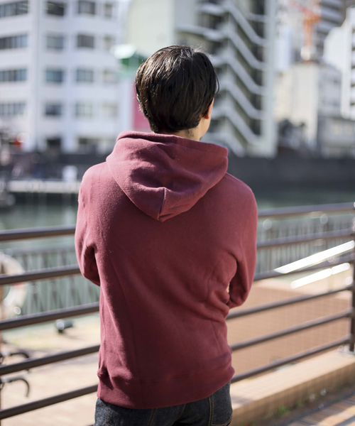 Denime(ドゥニーム)の「ソフト裏毛無地プルオーバーパーカー(パーカー・メンズ・ホワイト/ブラック/ワイン/グレー・SMALL/MEDIUM/X-LARGE/X-SMALL/LARGE)」の18枚目の写真