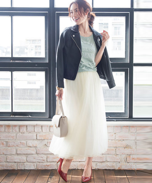 Pierrot（ピエロ）の「マキシ丈 チュールスカート（スカート・レディース・ブラック/アイボリー/グレー/ベージュ/カーキ/ネイビー・M/L）」の14枚目の写真