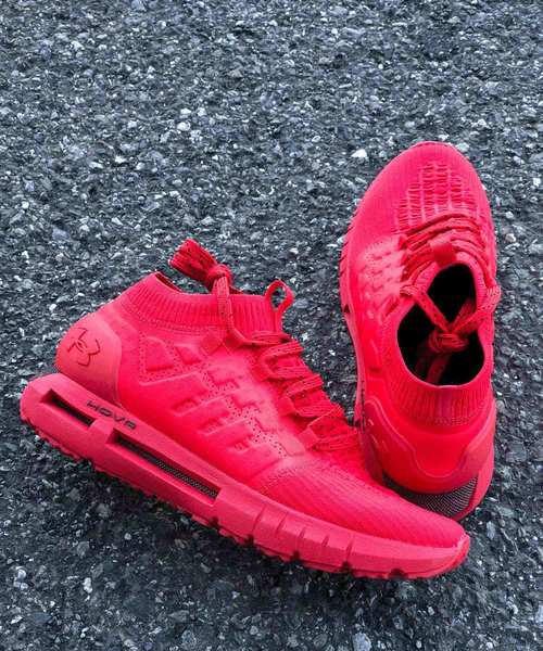 UNDER ARMOUR(アンダーアーマー)の「メンズ ランニングシューズ / ホバーファントム Dフィット(スニーカー・メンズ・レッド/ブラック/ホワイト/ライトブルー/ブラック×グレー/ライトグレー/モスグリーン・26.5/28.5/28/26/27/25.5/30/27.5/25/29/26.0/25.0/29.0/28.0/27.0)」の7枚目の写真