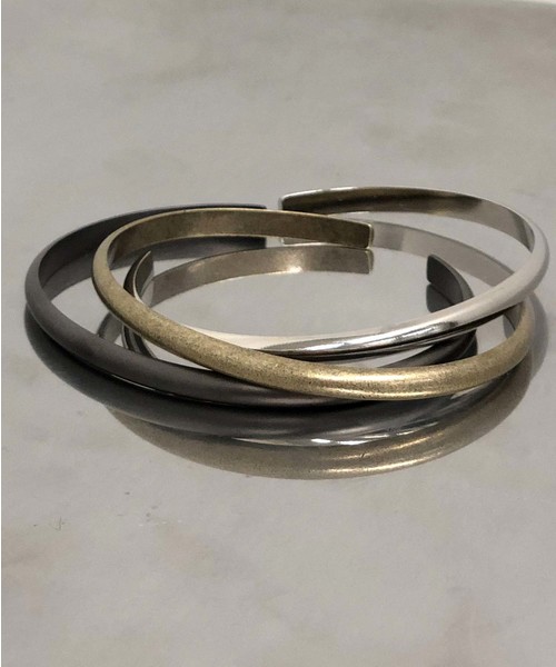 STUDIOUS(ステュディオス)の「【STUDIOUS】スムースラウンドカットバングル(バングル/リストバンド・メンズ・ブラック/シルバー/ゴールド・FREE)」の9枚目の写真