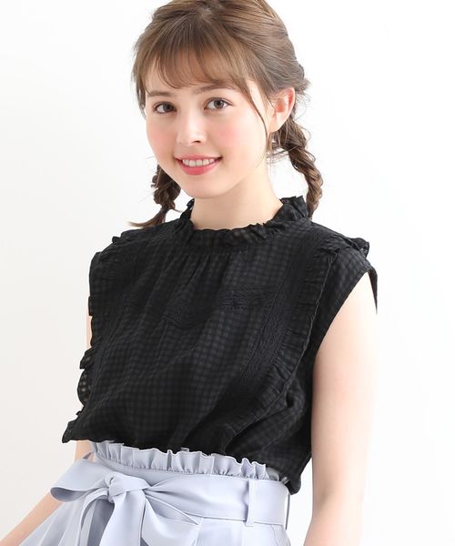 MAJESTIC LEGON（マジェスティックレゴン）の「フレンチスリーブフリルブラウス（シャツ/ブラウス・レディース・ブラック系その他/イエロー系その他/レッド系その他2・MEDIUM/SMALL）」の6枚目の写真