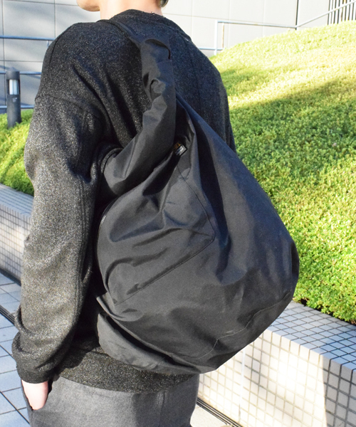 COMFY（コンフィー）の「COMFY(コンフィ) ロールショルダーバッグ ROLL