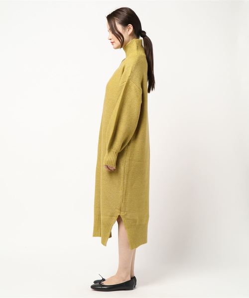 KOBE LETTUCE(コウベレタス)の「モックネックサイドスリットロング丈ニットワンピース(ワンピース・レディース・ブラック/ベージュ/パープル/グレー/イエロー・FREE)」の6枚目の写真