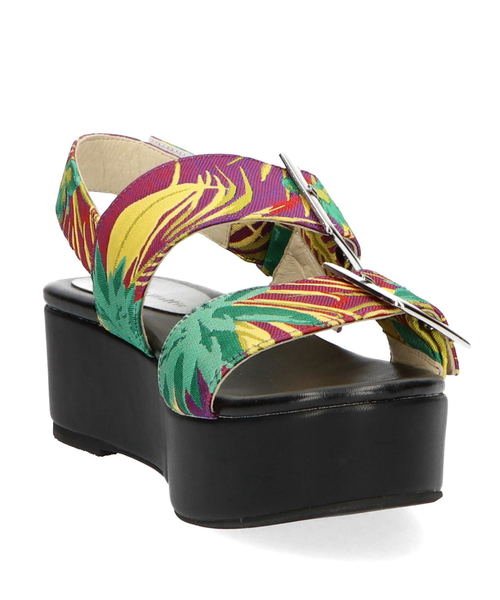 ORiental TRaffic（オリエンタルトラフィック）の「春夏★バックルベルト厚底サンダル★9231（サンダル・レディース・ブラック/レインボー/ホワイト・S/M/L/LL/3L/SS）」の7枚目の写真