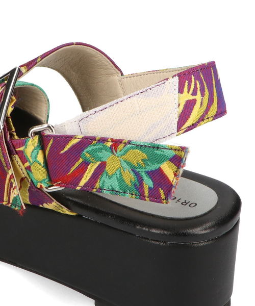 ORiental TRaffic（オリエンタルトラフィック）の「春夏★バックルベルト厚底サンダル★9231（サンダル・レディース・ブラック/レインボー/ホワイト・S/M/L/LL/3L/SS）」の11枚目の写真