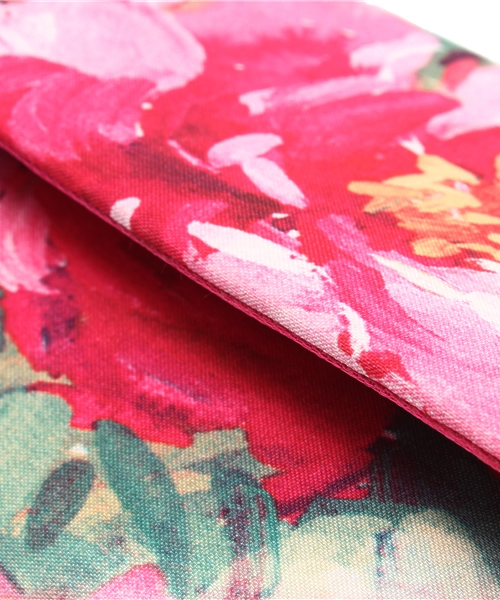 ROSE BUD（ローズバッド）の「【sweet掲載】(LL ACCESSORIES) B1015 FLOWER PRINT NARROW CLUTCH BAG（クラッチバッグ・レディース・ピンク系その他・ONE SIZE）」の2枚目の写真