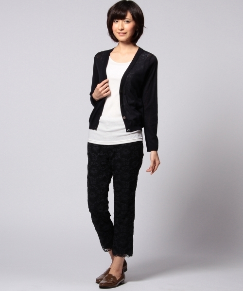 UNITED ARROWS(ユナイテッドアローズ)の「UAW CO/GAUZE Vネック カーディガン ◆(カーディガン/ボレロ・レディース・ライトグレー/オレンジ/ネイビー・フリー)」の8枚目の写真