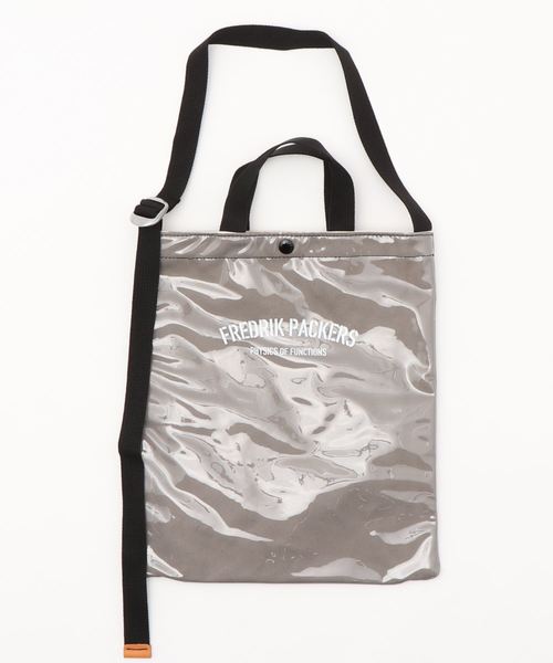 FREDRIK PACKERS（フレドリックパッカーズ）の「【FREDRIK PACKERS】DUCK PVC（ボディバッグ/ウエストポーチ・メンズ・ホワイト/オレンジ/ブラック系その他・FREE）」の3枚目の写真