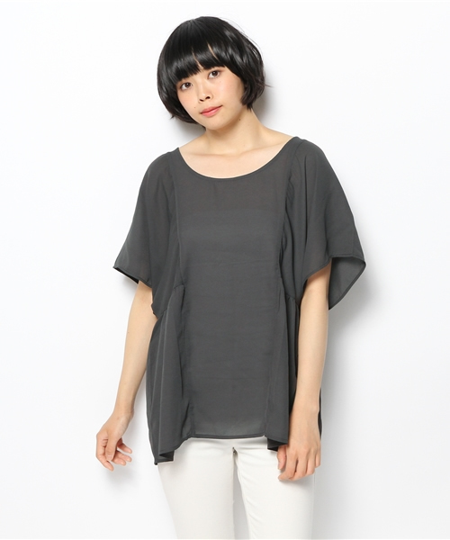 OUTLET（アウトレット）の「【Discoat】スクエアスリーブブラウス（シャツ/ブラウス・レディース・オフホワイト/グリーン/スミクロ/ブルー・FREE）」の2枚目の写真