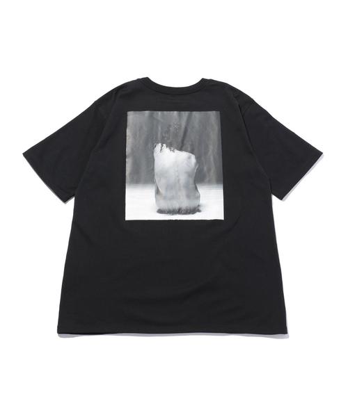 DRESSEDUNDRESSED（ドレスドアンドレスド）の「＜DRESSEDUNDRESSED＞ NUDE BACK TEE/Tシャツ（Tシャツ/カットソー・メンズ・ホワイト/ブラック・2/1）」の2枚目の写真