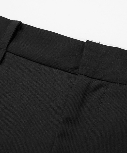 Fano Studios（ファノ ストゥディオズ）の「【Fano Studios】ストレートシルエット 裾スリットタック入りスラックス FQ20K021（スラックス・レディース・ブラック・S/M/L）」の18枚目の写真