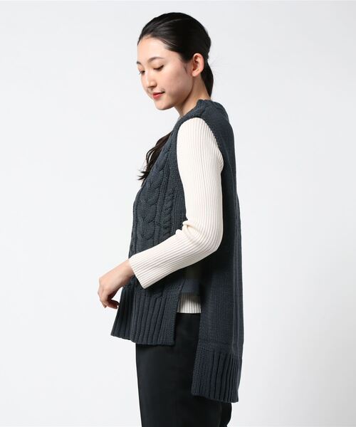 PICCIN(ピッチン)の「ケーブルバルキーベスト(ベスト・レディース・アイボリー/ブルーグレー/グレイッシュベージュ/ダークブラウン・M)」の19枚目の写真