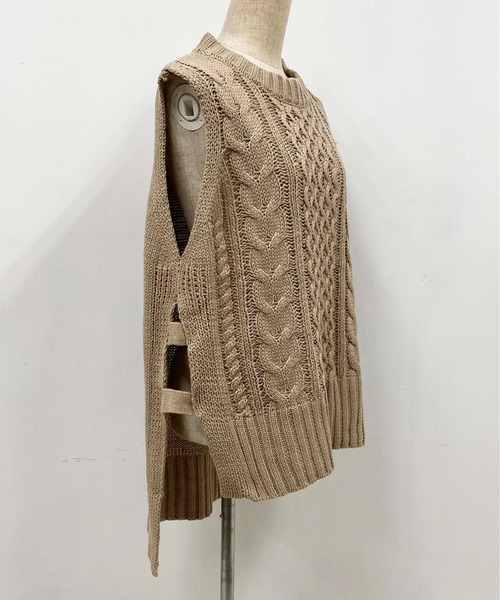 PICCIN(ピッチン)の「ケーブルバルキーベスト(ベスト・レディース・アイボリー/ブルーグレー/グレイッシュベージュ/ダークブラウン・M)」の14枚目の写真
