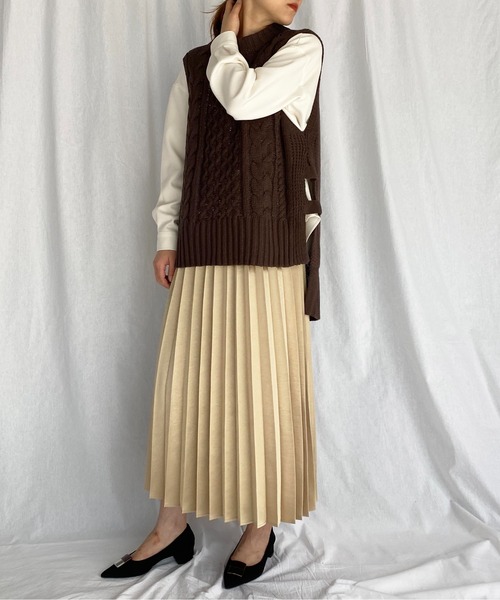 PICCIN(ピッチン)の「ケーブルバルキーベスト(ベスト・レディース・アイボリー/ブルーグレー/グレイッシュベージュ/ダークブラウン・M)」の12枚目の写真