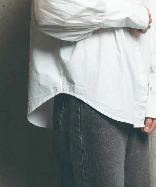 me+em select（ミームセレクト）の「スタンドカラーギャザーボリュームシャツ（シャツ/ブラウス・レディース・ホワイト/ベージュ・FREE）」の18枚目の写真