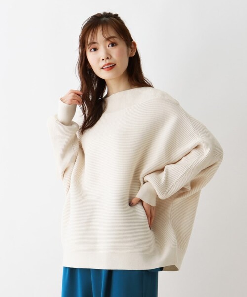 SHOO・LA・RUE（シューラルー）の「◆【もちもちタッチ】ワイドリブドルマンニット（ニット/セーター・レディース・ライトグリーン/アイボリー/グレー系その他/ベビーピンク/ライトベージュ/ライトオレンジ系・00）」の2枚目の写真