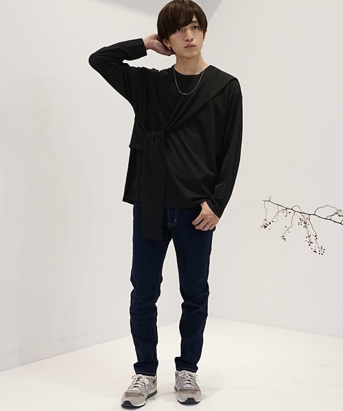 MinoriTY(マイノリティ)の「メンズ長袖梨地素材タスキ掛けギミックロンTee(Tシャツ/カットソー・メンズ・ブラック/オフホワイト/ブルー・M/L)」の7枚目の写真