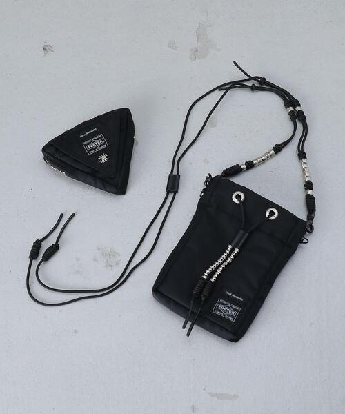 BEAUTY&YOUTH UNITED ARROWS（ビューティーアンドユースユナイテッドアローズ）の「＜TOGA x PORTER＞SHOLDER POUCH/ポーチ.（ポーチ・レディース・ブラック/オリーブ・FREE）」の2枚目の写真