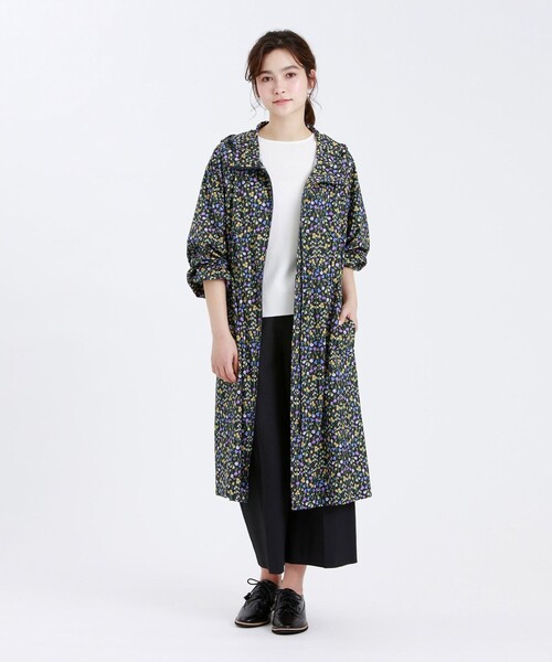 MACKINTOSH PHILOSOPHY（ﾏｯｷﾝﾄｯｼｭ ﾌｨﾛｿﾌｨｰ）の「Snowblue Garden レインモッズコート（モッズコート・レディース・ダークネイビー・38）」の4枚目の写真