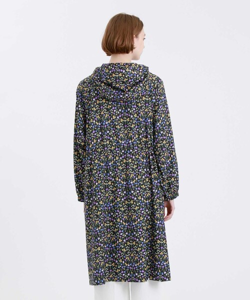 MACKINTOSH PHILOSOPHY（ﾏｯｷﾝﾄｯｼｭ ﾌｨﾛｿﾌｨｰ）の「Snowblue Garden レインモッズコート（モッズコート・レディース・ダークネイビー・38）」の8枚目の写真